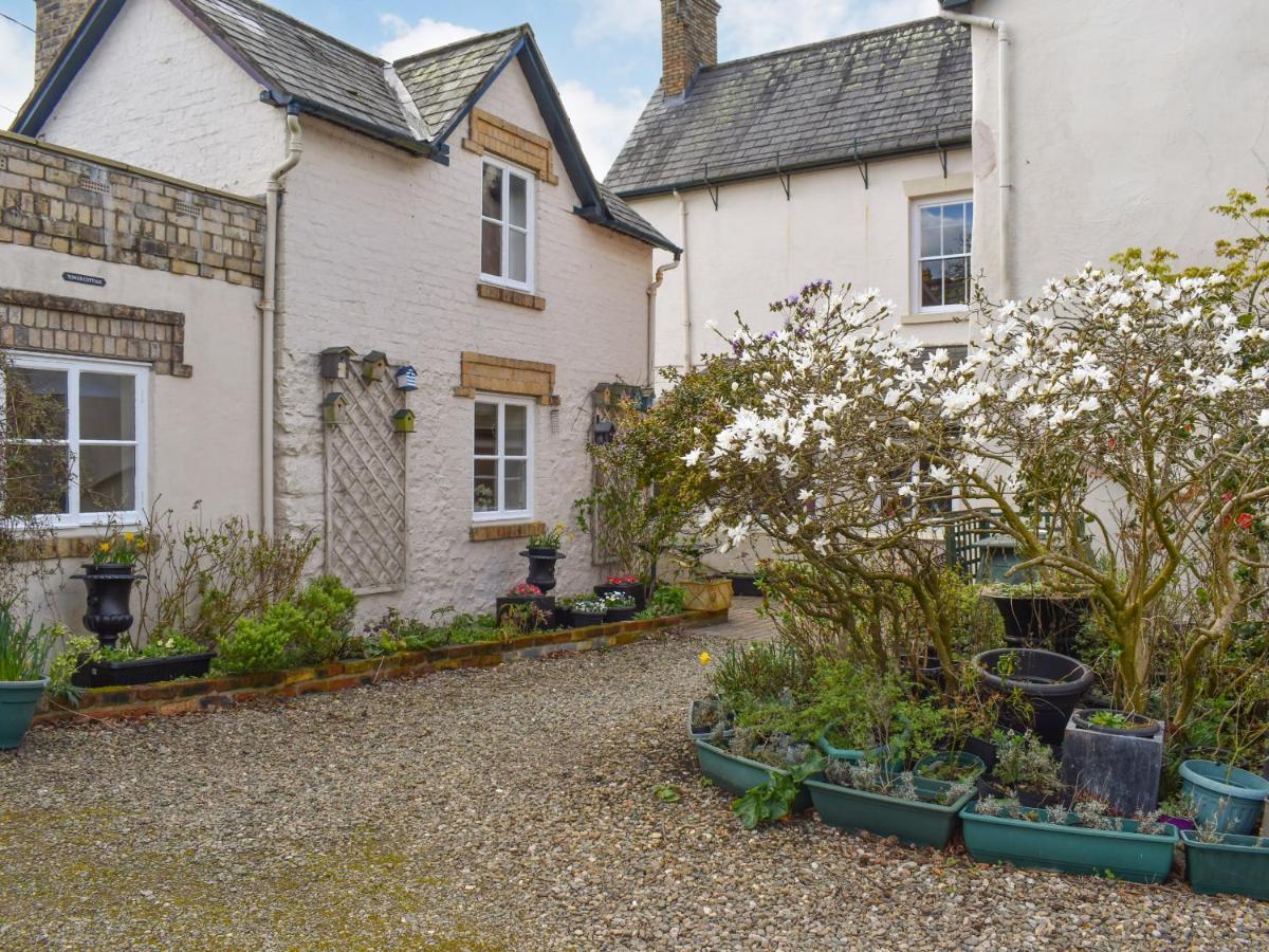The Tower Cottage Llangollen Bagian luar foto